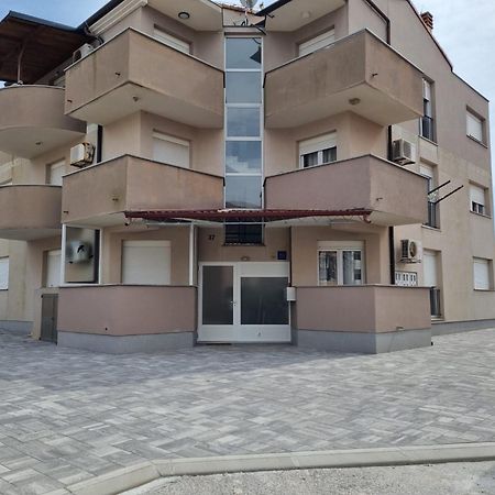 Apartman Nada *** Медулин Экстерьер фото